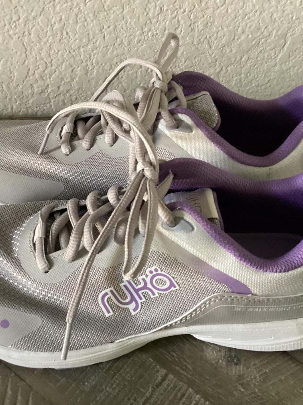 Ryka SKY WALK RUSH women’s Shoes, size 9 - Picture 4 of 7